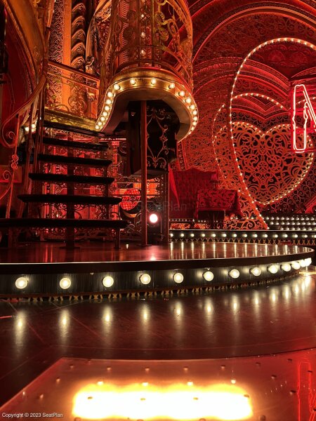 Moulin Rouge seating - Page 2