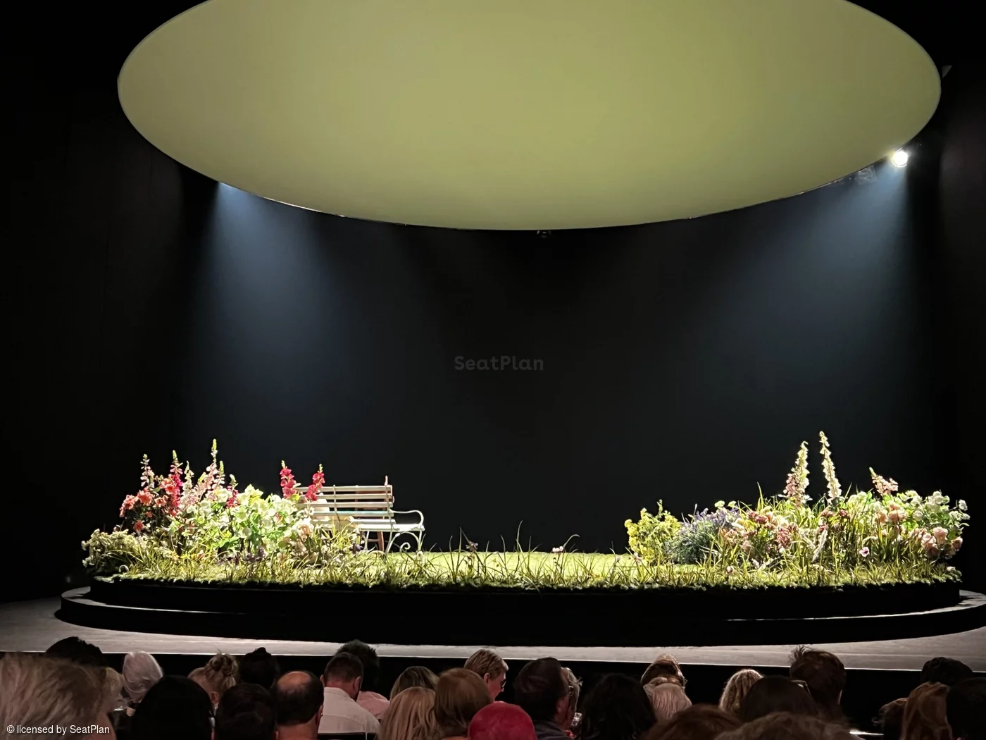 Garrick Theatre Stalls H9 view from seat photo