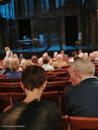 Harold Pinter Theatre Stalls Q8 view from seat photo
