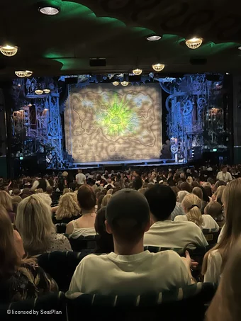 Apollo Victoria Theatre Stalls ZF33 view from seat photo
