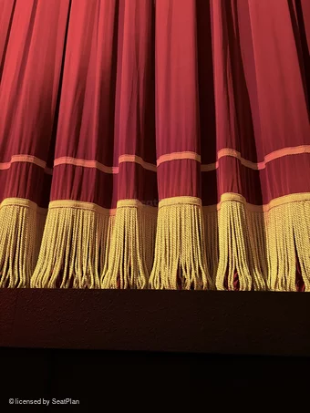 Garrick Theatre Stalls AA1 view from seat photo