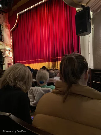 Garrick Theatre Stalls F1 view from seat photo