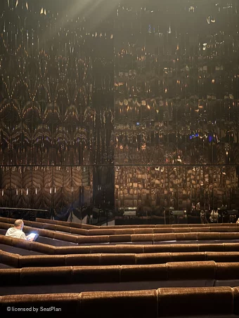 Barbican Theatre Stalls J28 view from seat photo