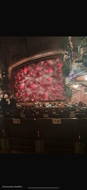Lyceum Theatre Stalls R6 view from seat photo