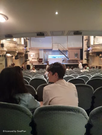 Wyndham's Theatre Stalls Q20 view from seat photo