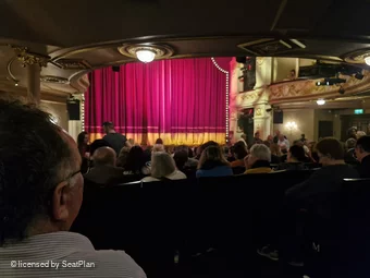 Garrick Theatre Stalls O20 view from seat photo