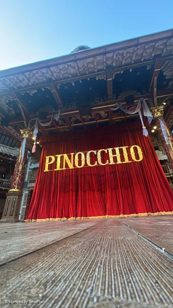 Shakespeare's Globe Theatre Yard Standing A26 view from seat photo