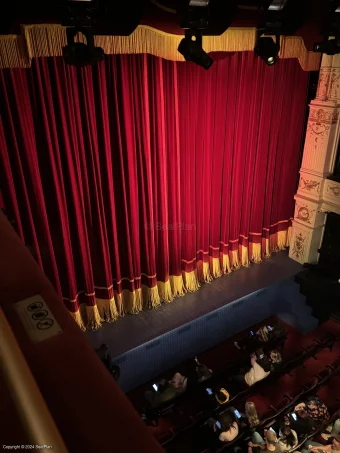 Garrick Theatre Grand Circle BoxH1 view from seat photo