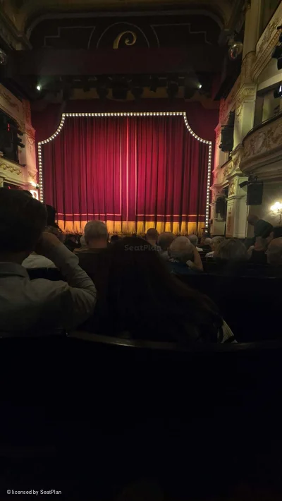 Garrick Theatre Stalls K9 view from seat photo