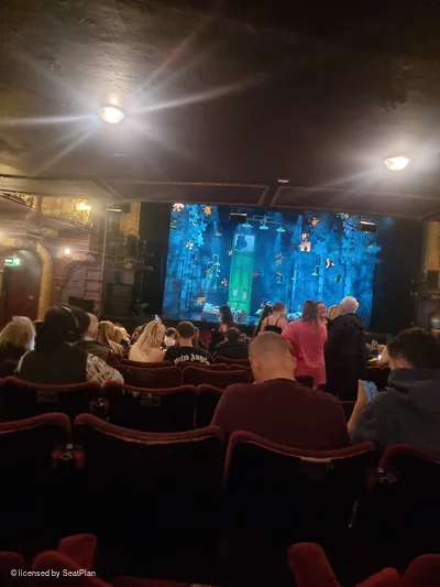 Palace Theatre Stalls Q33 view from seat photo