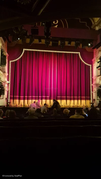 Garrick Theatre Stalls M16 view from seat photo