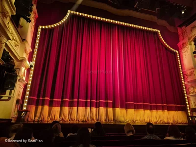 Garrick Theatre Stalls E17 view from seat photo