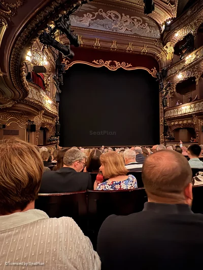 Apollo Theatre Stalls P18 view from seat photo
