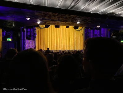 Trafalgar Theatre Stalls Q23 view from seat photo