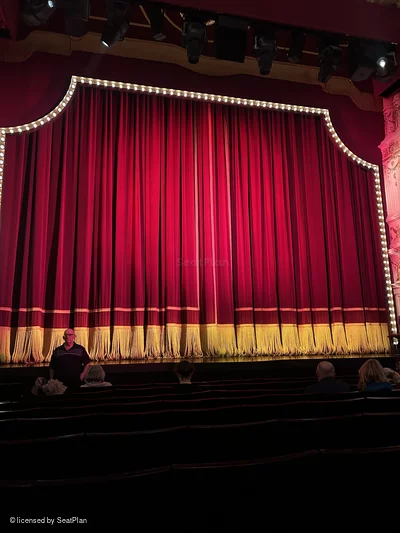 Garrick Theatre Stalls G15 view from seat photo