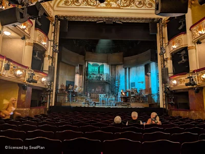 Lyric Theatre Stalls Q14 view from seat photo